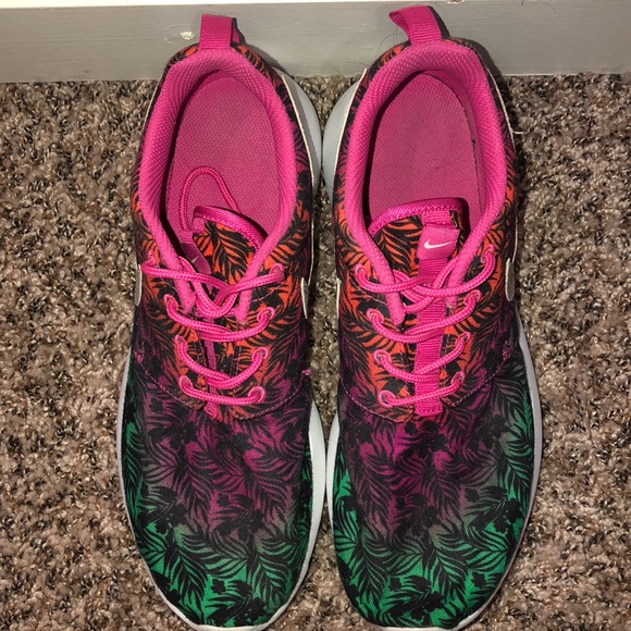 Palm Tree Nike Roshe - Picture 2 of 6